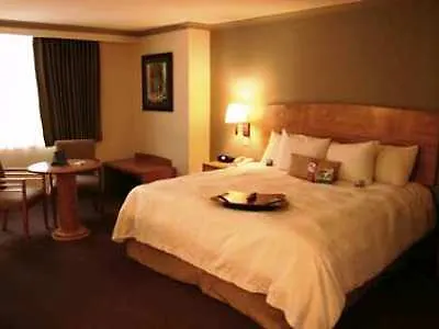 Hotel Hampton Inn By Hilton Guayaquil-Downtown